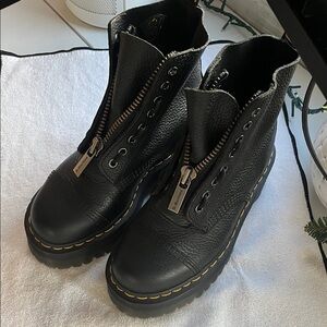 Dr. Martens Sinclair